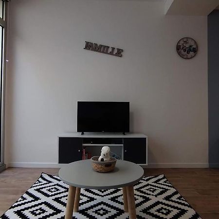 Maison De Ville En Plein Coeur De Jonzac Εξωτερικό φωτογραφία