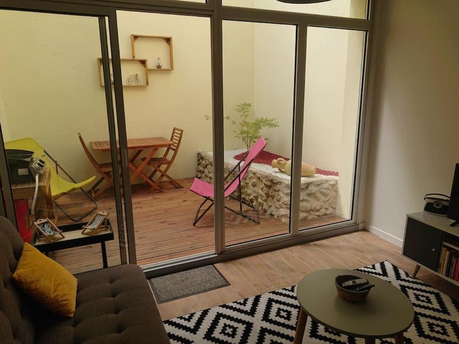 Maison De Ville En Plein Coeur De Jonzac Εξωτερικό φωτογραφία