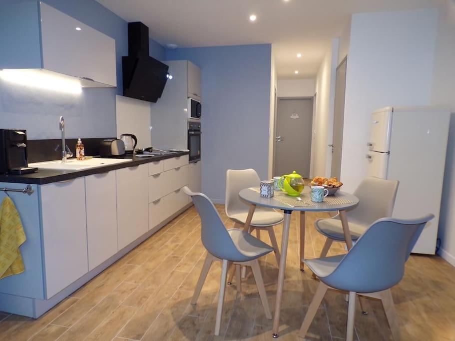 Maison De Ville En Plein Coeur De Jonzac Εξωτερικό φωτογραφία