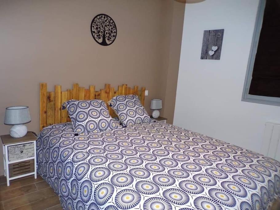 Maison De Ville En Plein Coeur De Jonzac Εξωτερικό φωτογραφία